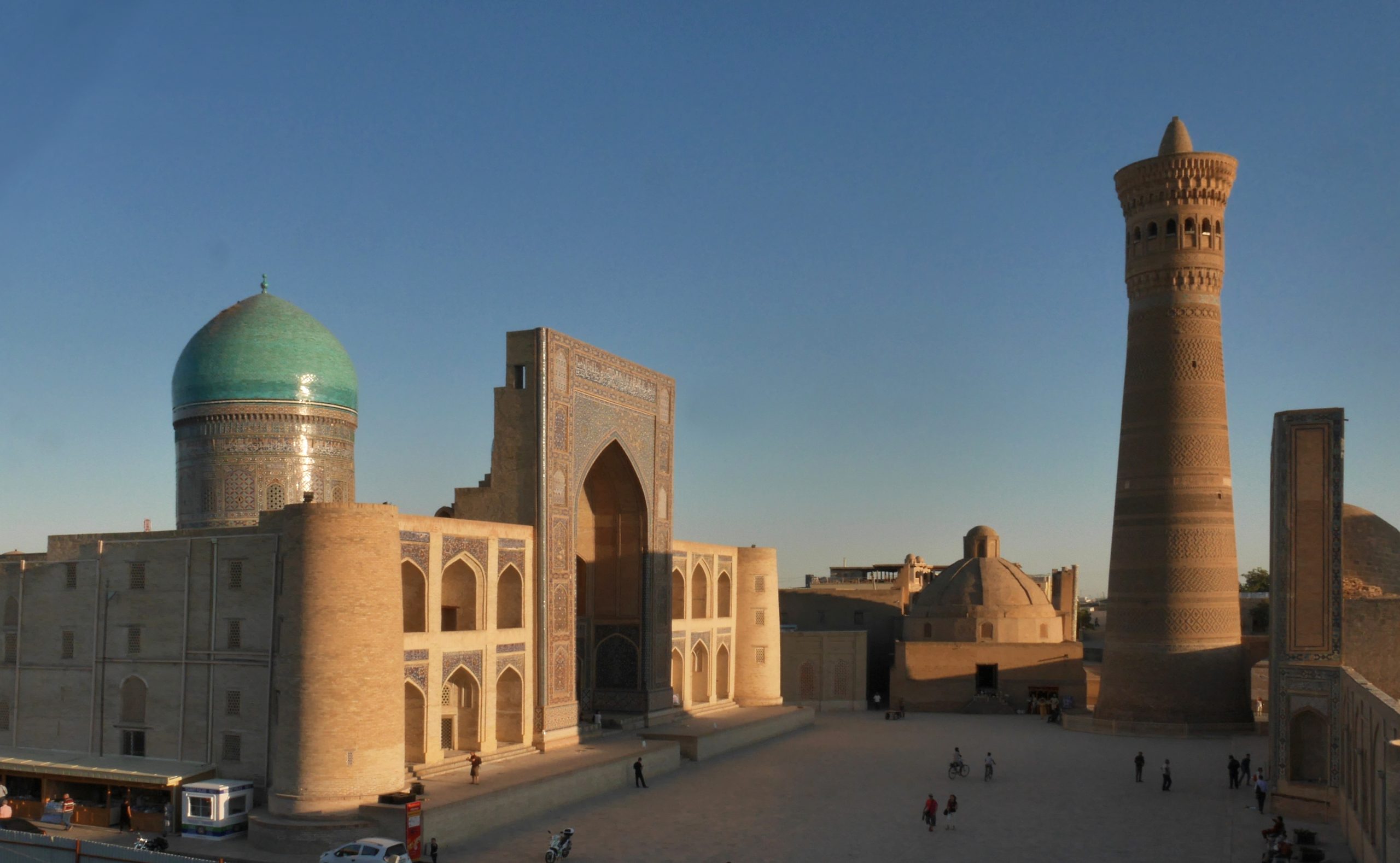 Poi Kalan Mosque and 12th C. Tower, Bukhara, Uzbekistan